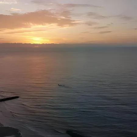 Exclusivo Apartamento Frente Al Mar